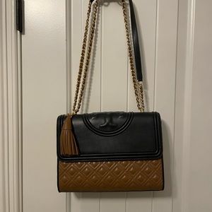 Tri color Fleming large tory burch crossbody purse